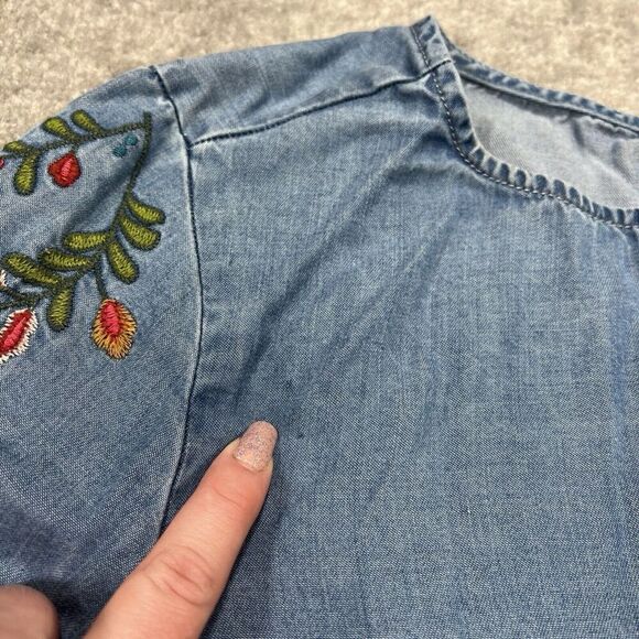 BeachLunchLounge Embroidered Peplum Chambray Blouse  Flare Bell Sleeve Small - Picture 12 of 15